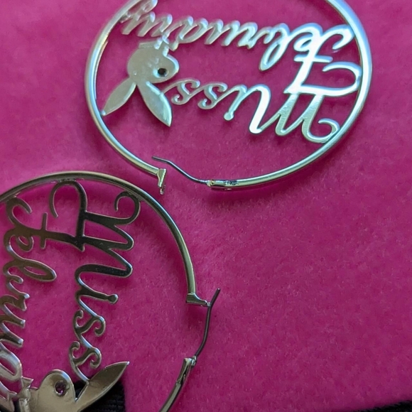 Playboy miss February hoop earrings circleSilver color - Picture 5 of 5